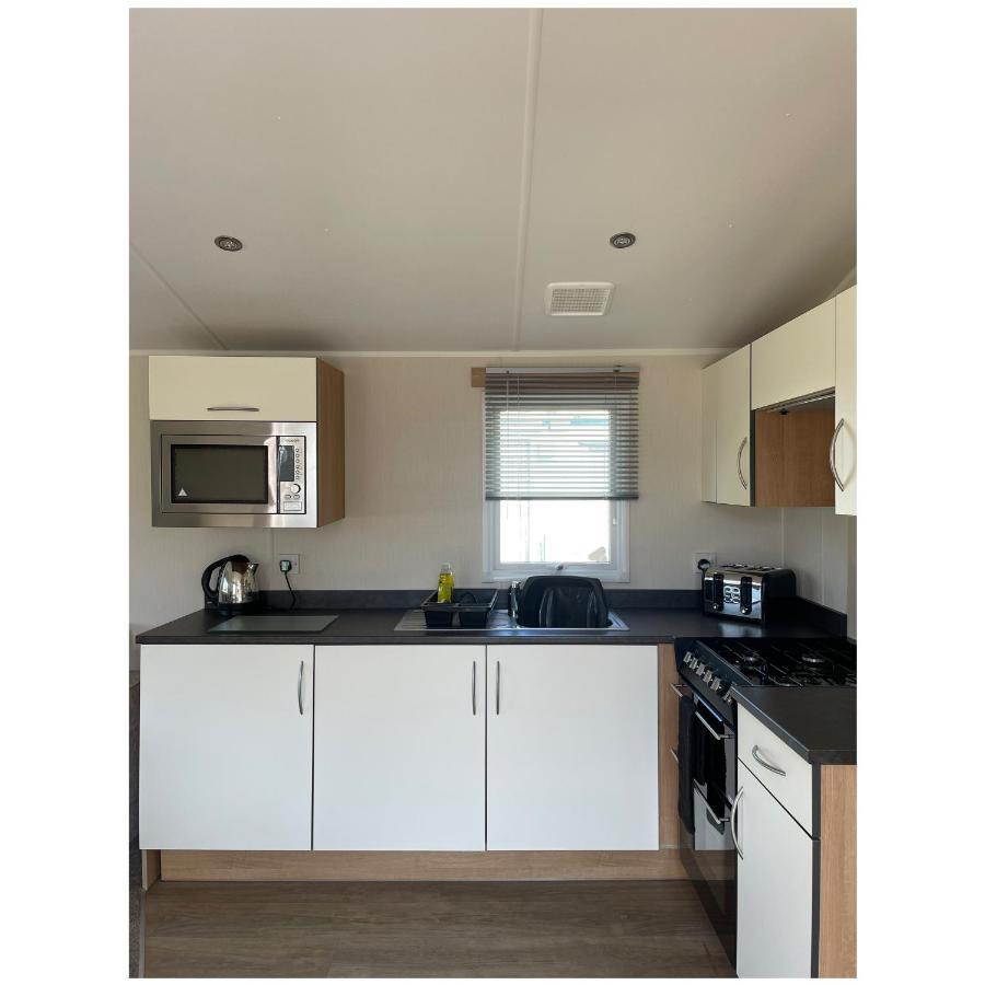 Cosy 3-Bed Caravan Combe Haven St Leonards On Sea Hollington  Экстерьер фото