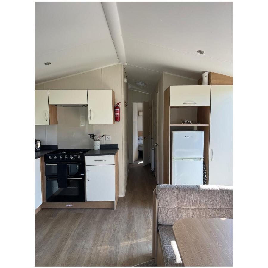 Cosy 3-Bed Caravan Combe Haven St Leonards On Sea Hollington  Экстерьер фото