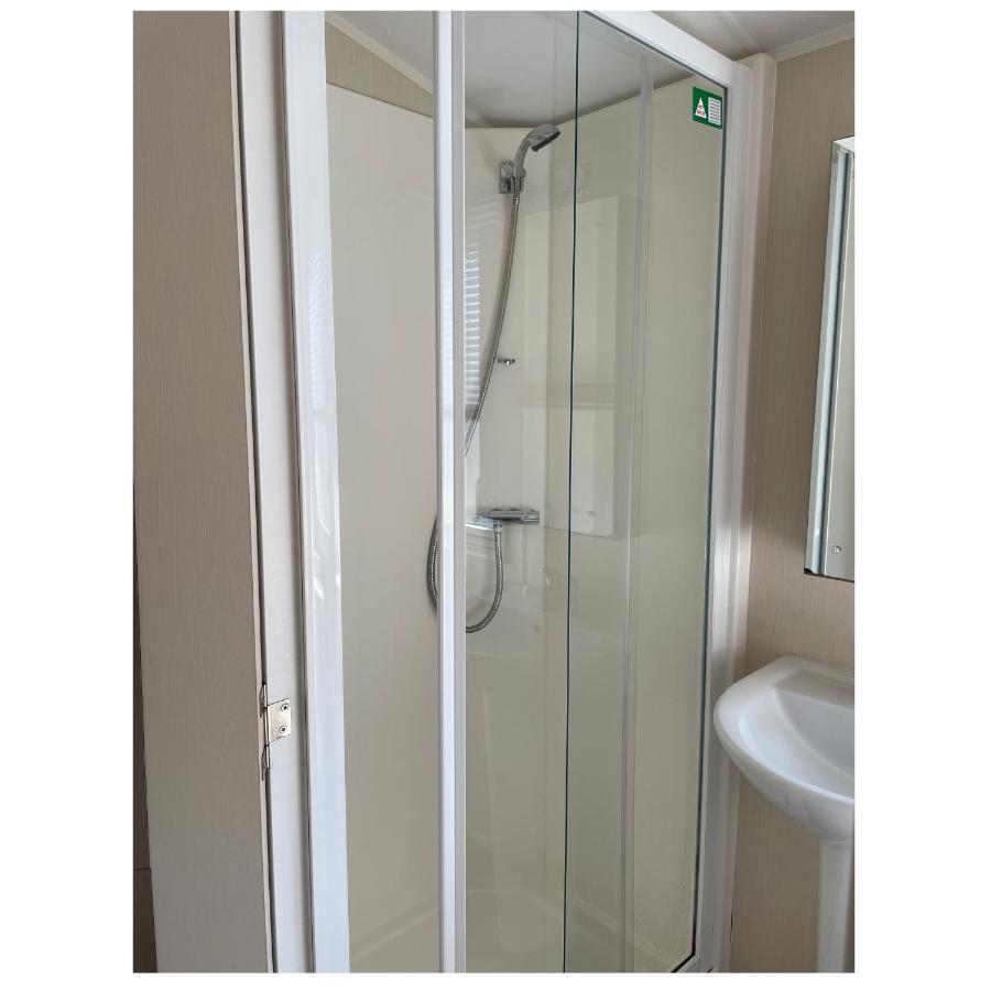 Cosy 3-Bed Caravan Combe Haven St Leonards On Sea Hollington  Экстерьер фото