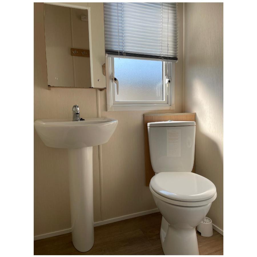 Cosy 3-Bed Caravan Combe Haven St Leonards On Sea Hollington  Экстерьер фото